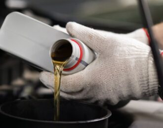 Engine Oil Change Near Me In Sarnia, ON