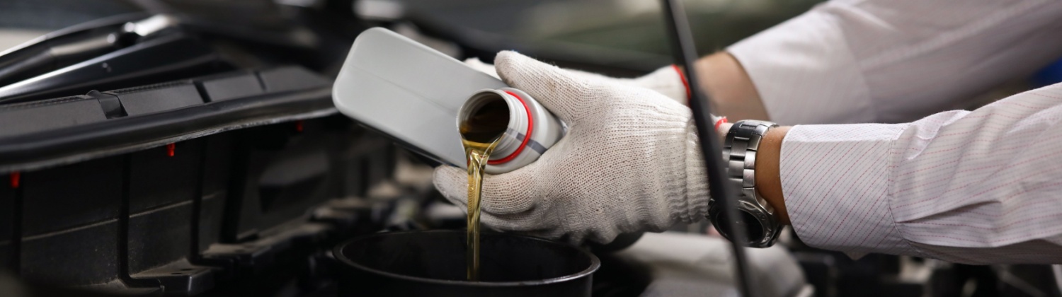 Engine Oil Change Near Me In Sarnia, ON